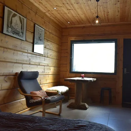 Aurora Studio Overby Huoneisto