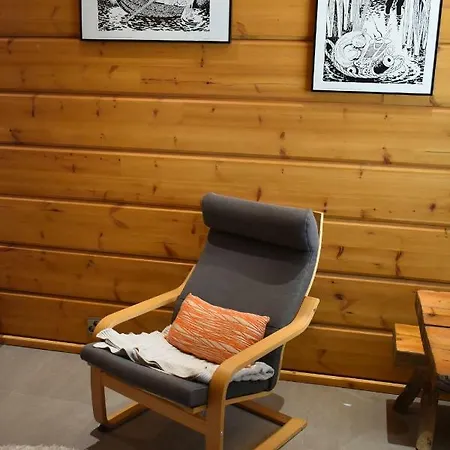 Aurora Studio Overby *